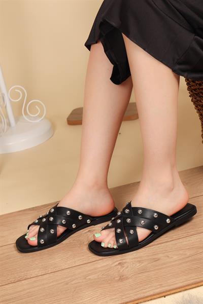 Troklu Çarpraz Bant Terlik SİYAH