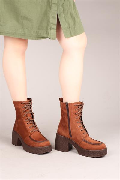 TULLIA Bağcıklı Süet Topuklu Kadın Bot TARÇIN