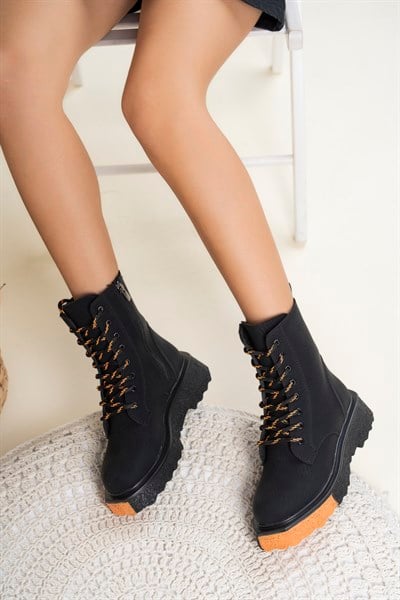 Turuncu Detay Postal SİYAH