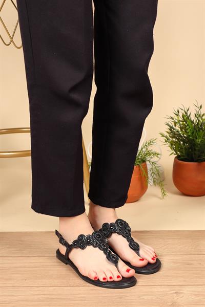 Yuvarlak Motifli Parmak Arası Sandalet SİYAH