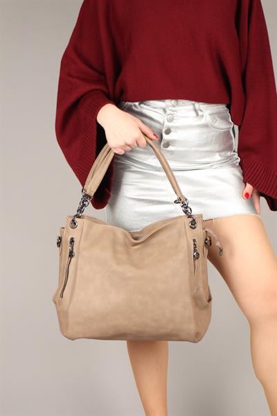 Zincirli Cep Aksesuarlı Kol Çantası BEJ