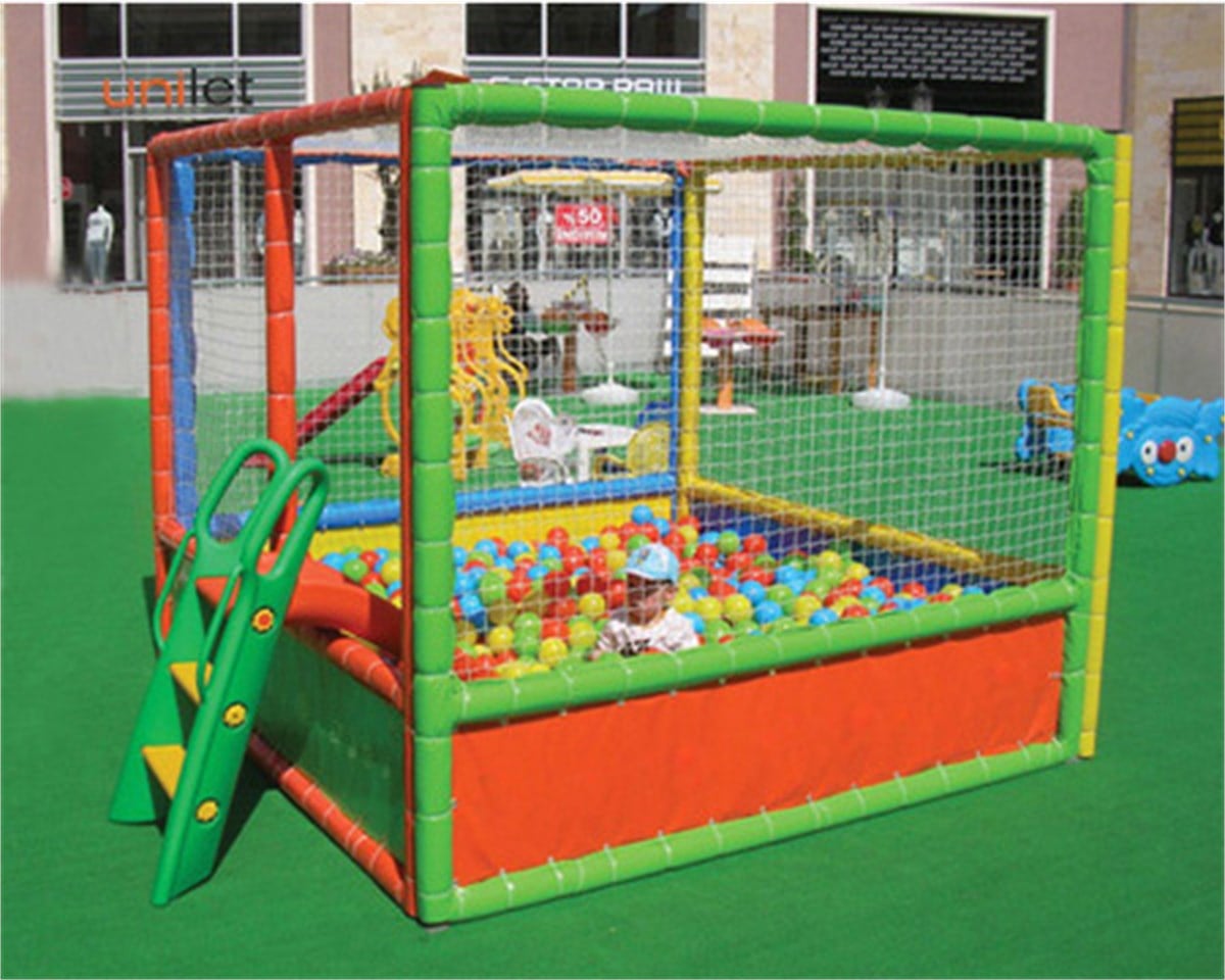Fileli Top Havuzu 150 Cm X 150 Cm