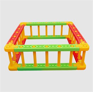 Kare Aktivite Top Havuzu