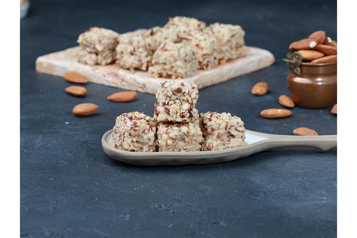 ÖZEL SERİ ÜRÜNLERBademli Baklava Lokum