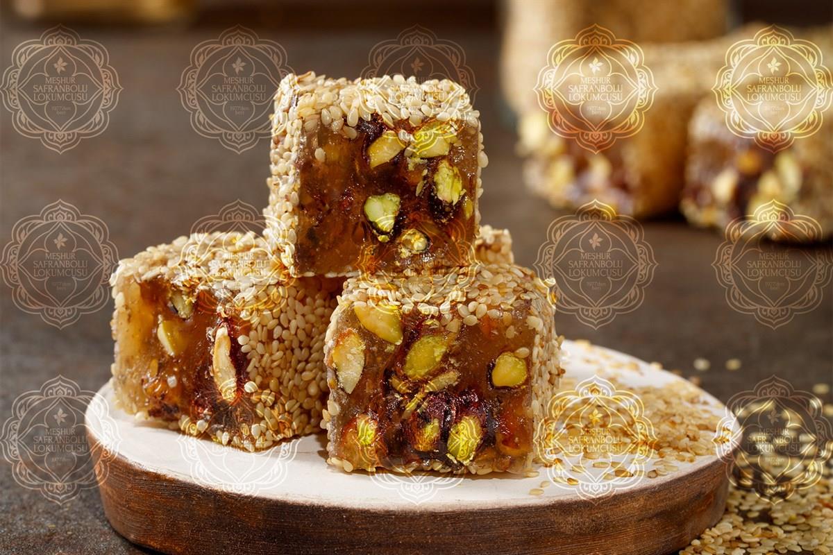 SPECIAL DELIGHTSSpecial Turkish Delight With Sesame And Pistachio
