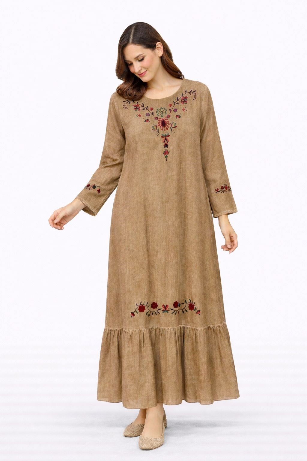 1100 Nakışlı Camel Elbise