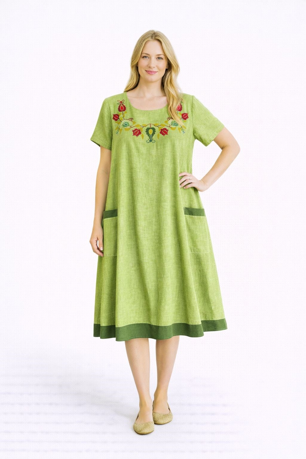 3812 Nakışlı Açık Yeşil Battal Elbise