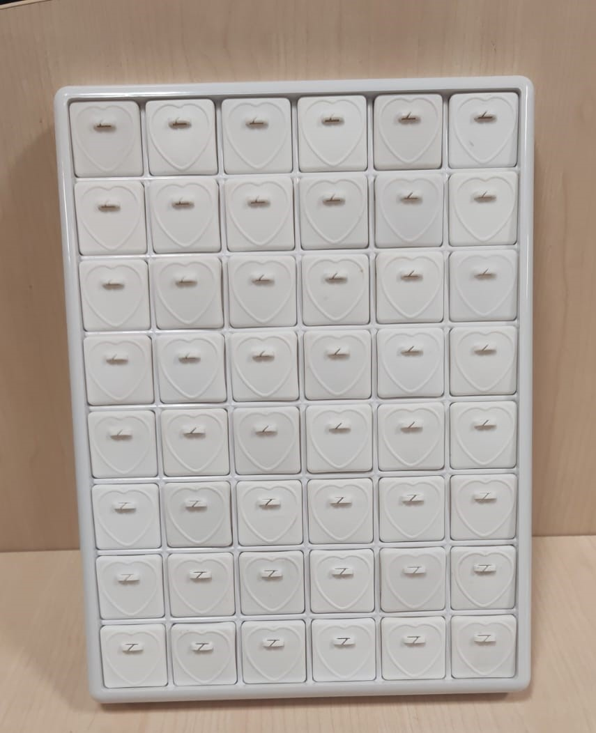 48'Lİ PLASTİK KOLYE UCU TABLASI , 48 PCS PLASTIC PENDANT TRAY FOR JEWELRY