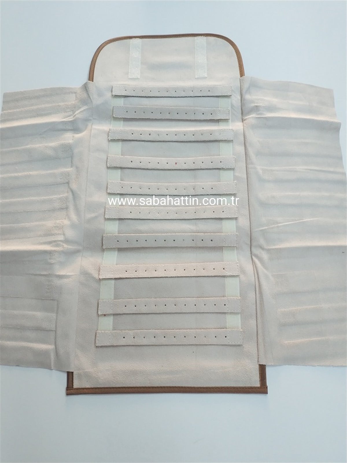 CIRTLI MÜCEVHER KÜPE RULOSU , HOOK AND LOOP EARING CARRYING BAG , JEWELRY ROLL 