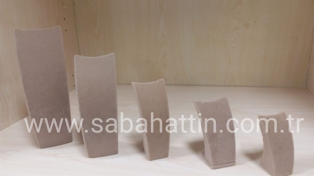 KADİFE & SÜET & DERİ MİNİ KOLYELİKLER, VELVET & SUEDE & LEATHER MINI PENDANT DISPLAYS