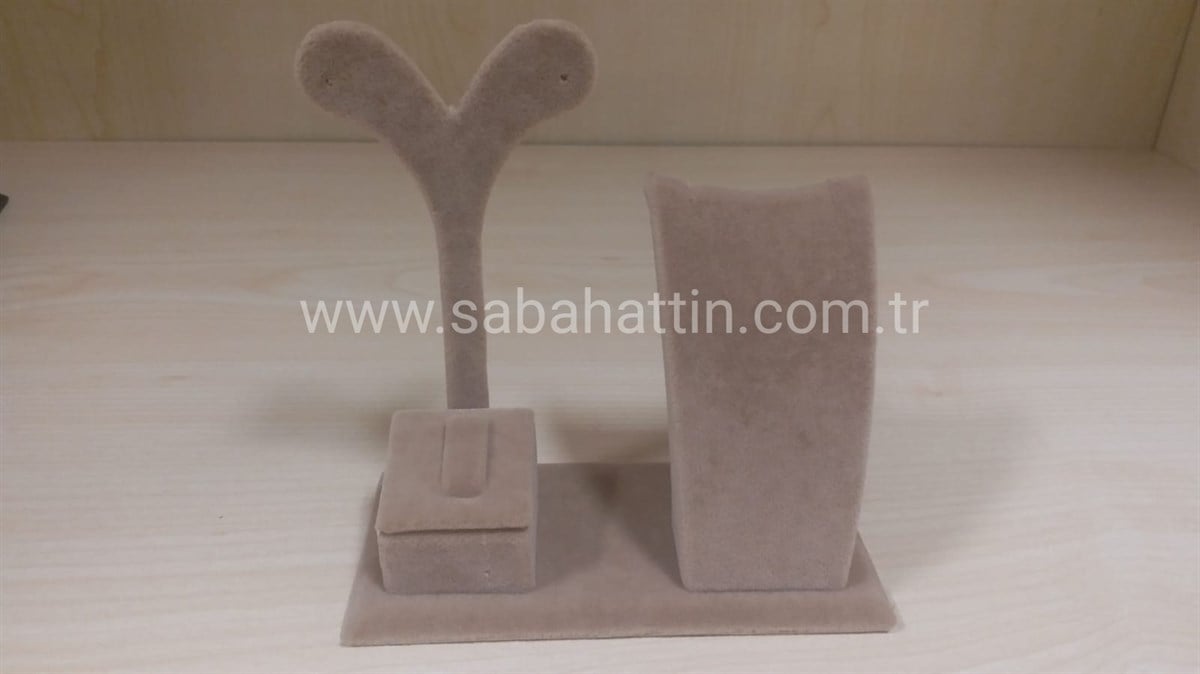 KADİFE ÜÇLÜ SET DEKORU, VELVET JEWELRY DISPLAY FOR SETS