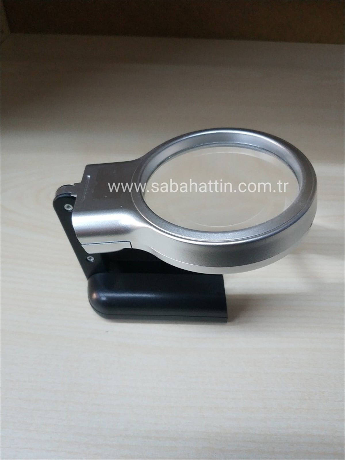 MERCEKLİ EL BÜYÜTEÇİ, IŞIKLI EL BÜYÜTEÇİ, HAND MAGNIFIER WITH LIGHT 