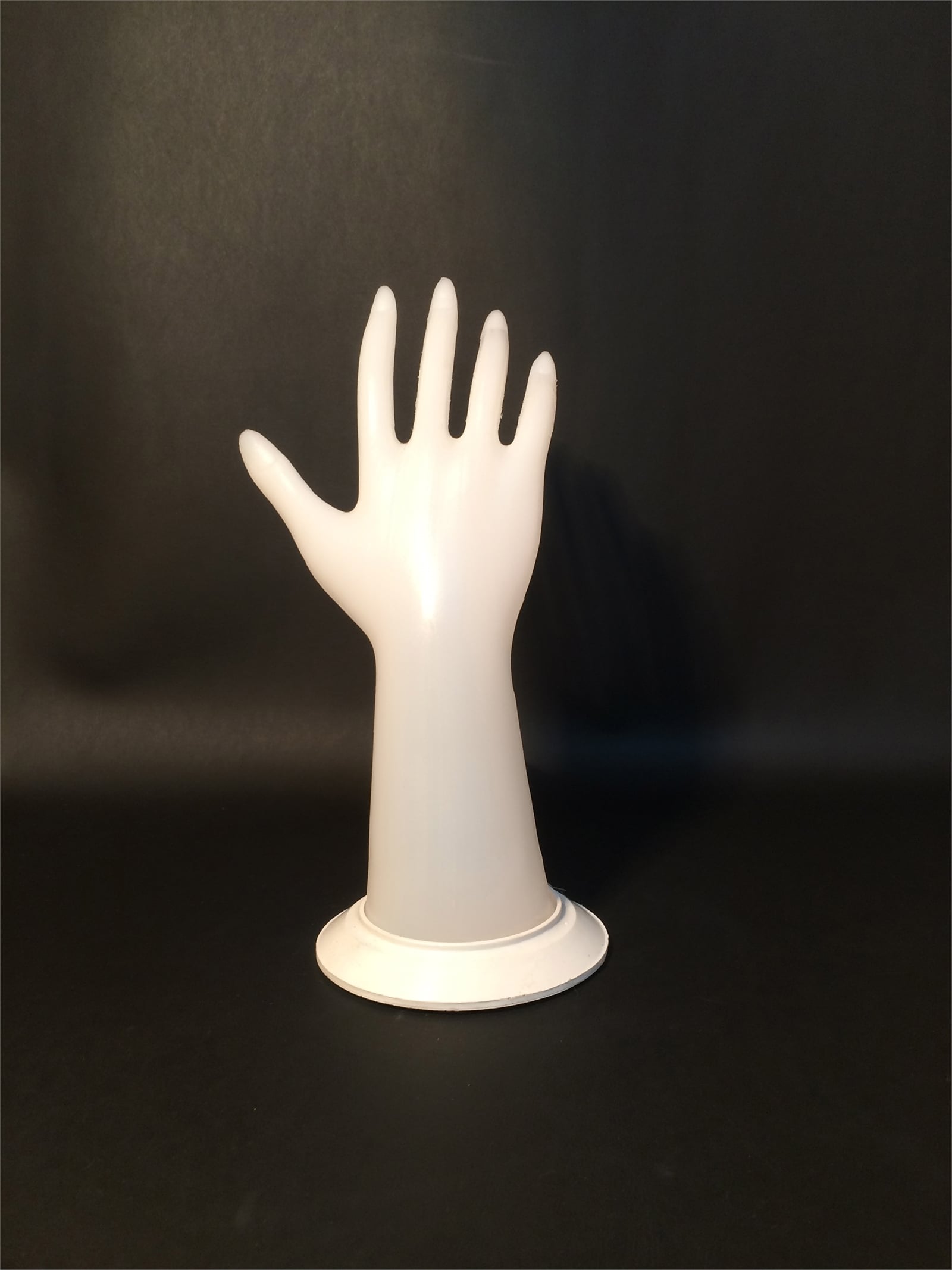 PLASTİK EL , PLASTIC HAND FOR JEWELRY 