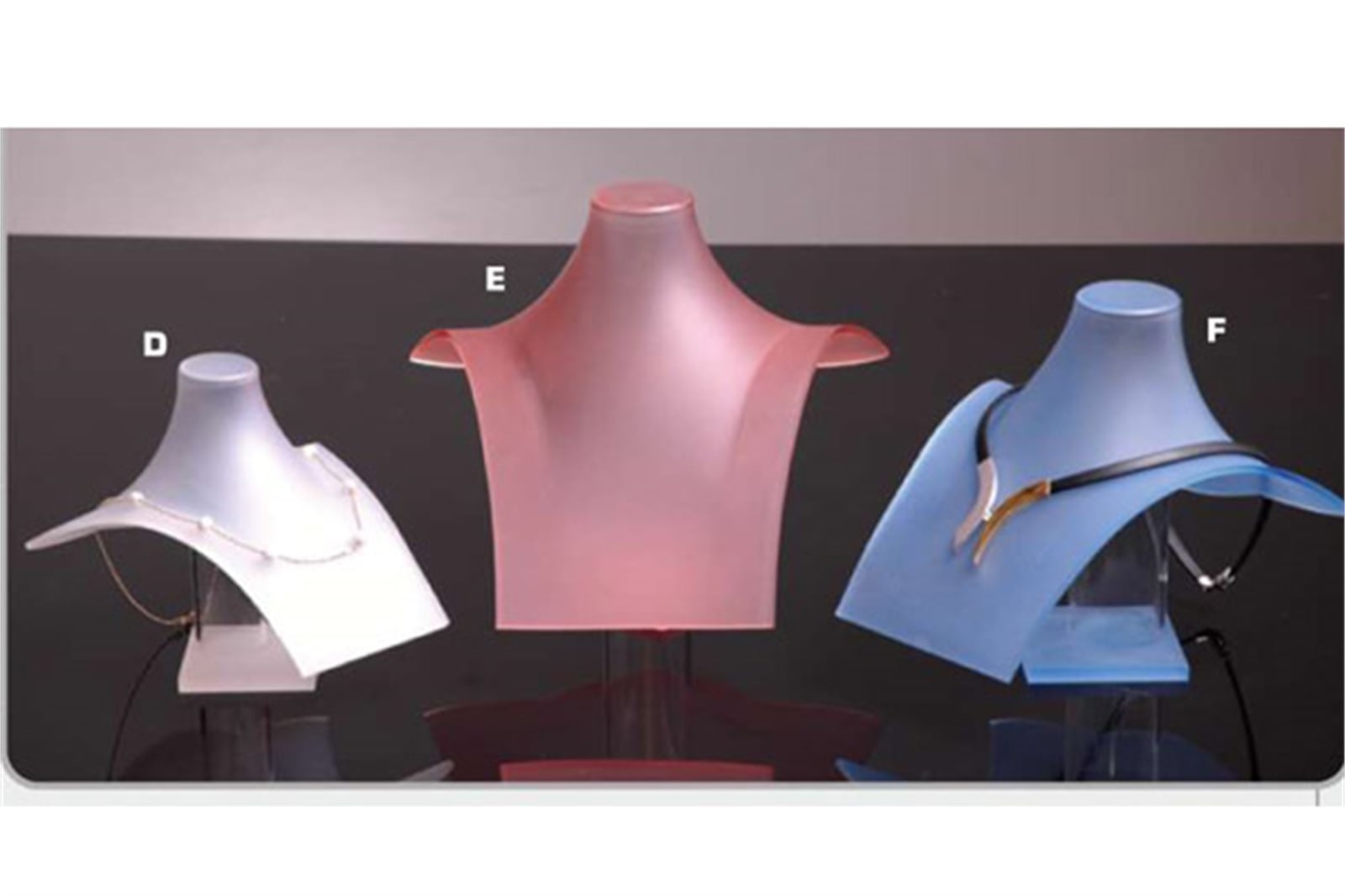 PLEXIGLASS KUYUMCU VİTRİN DEKORLARI, PLEXIGLASS JEWELRY WINDOW DISPLAYS