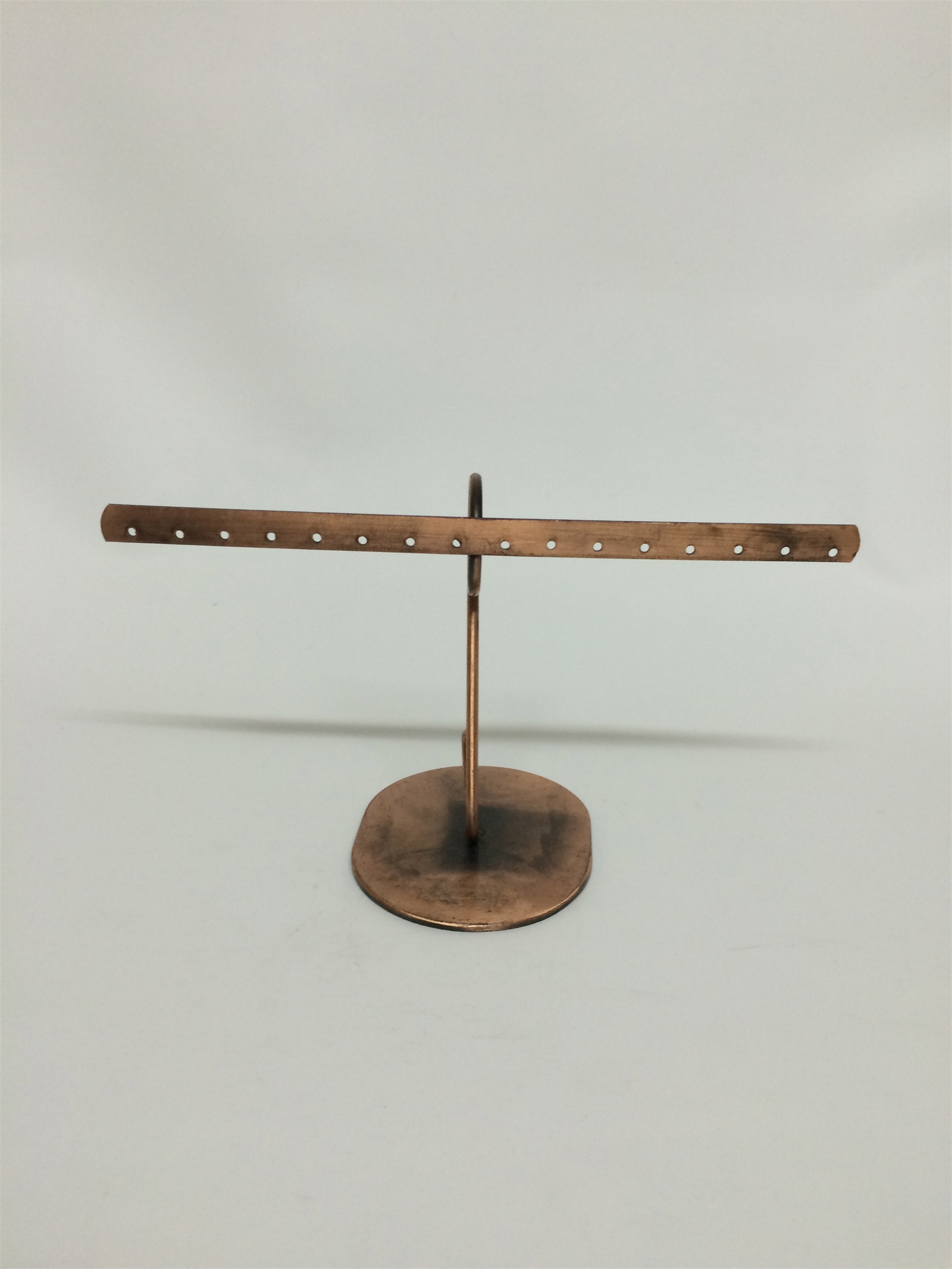 BAKIR KÜPELİK STAND, COPPER EARING DISPLAY