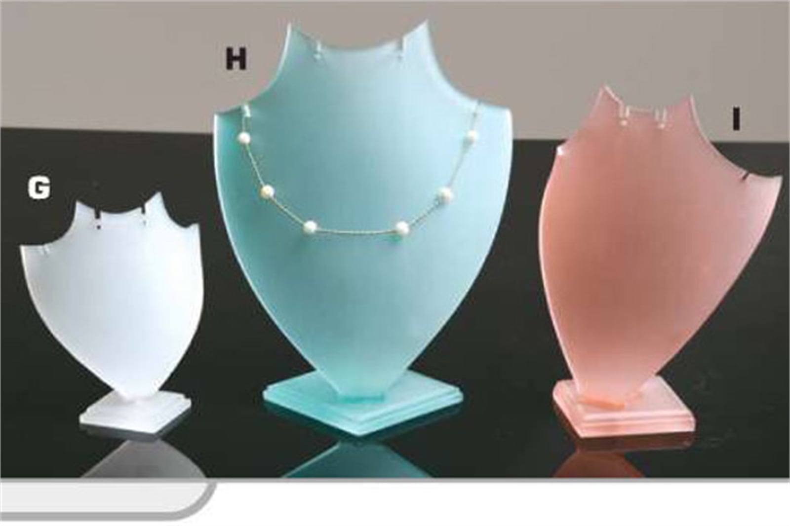 PLEXIGLASS KUYUMCU VİTRİN DEKORLARI, PLEXIGLASS JEWELRY WINDOW DISPLAYS