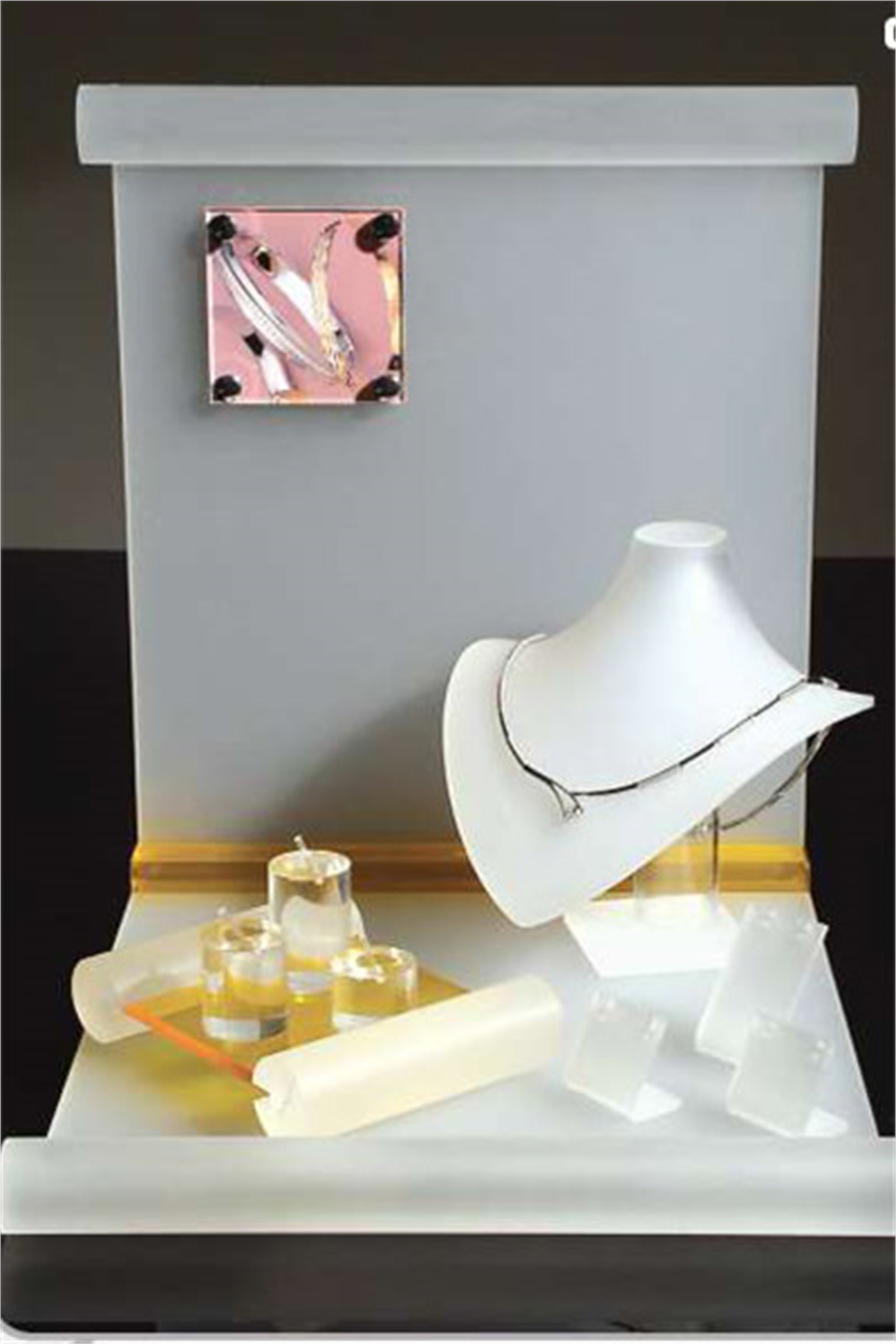 PLEXIGLASS KUYUMCU VİTRİN DEKORLARI, PLEXIGLASS JEWELRY WINDOW DISPLAYS