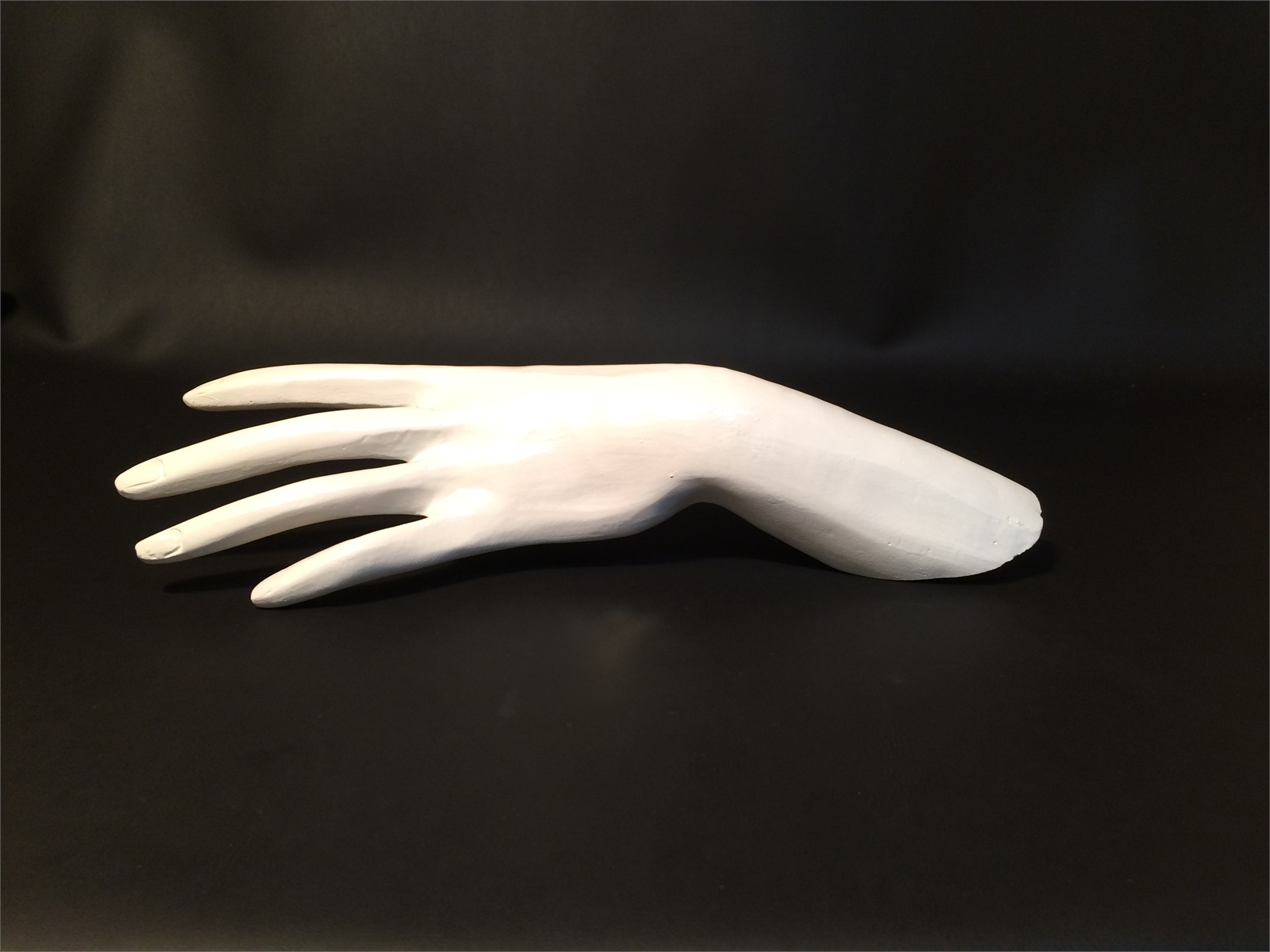 EL DEKORU , HAND DISPLAY FOR JEWELRY 