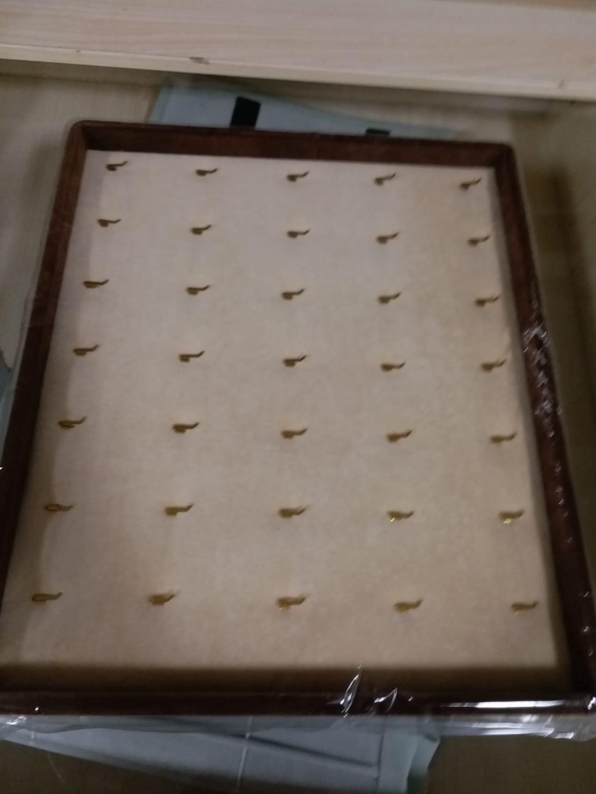 KADİFE & SÜET - KOLYE TABLASI & VELVET - SUEDE NECKLACE TRAY 