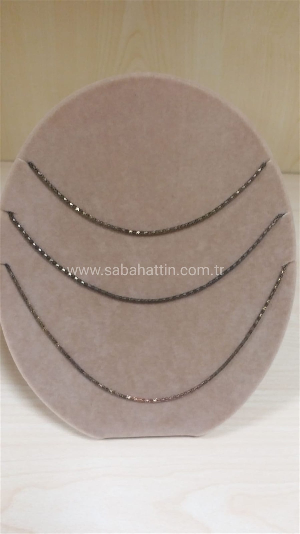 KADİFE & SÜET & DERİ ÇOKLU KOLYELİK , VELVET & SUEDE & LEATHER NECKLACE DISPLAY 