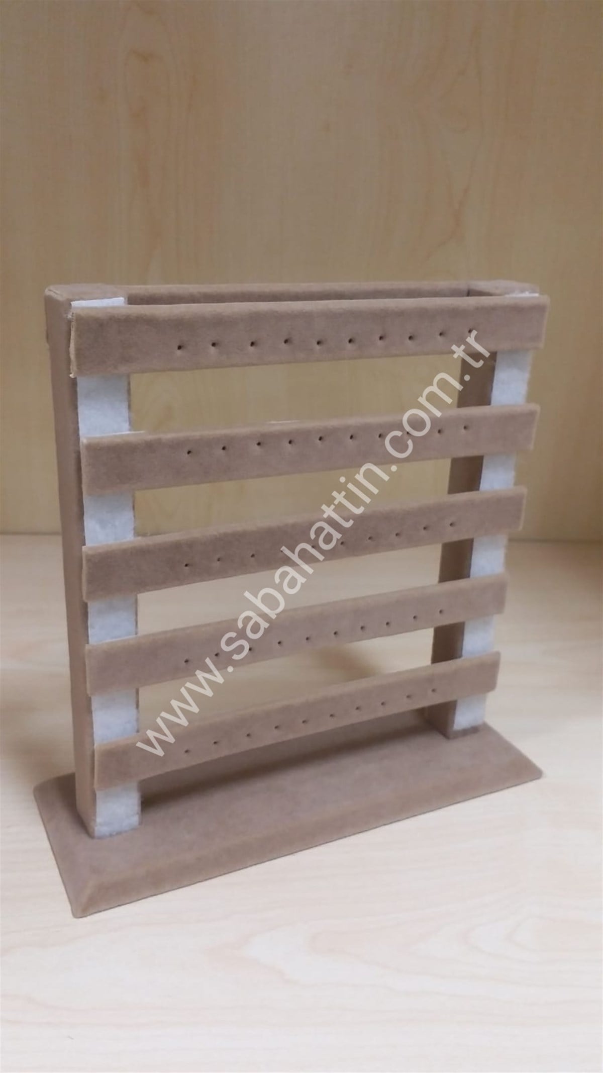 KADİFE & SÜET AYARLANABİLİR KATLI KÜPELİK -  VELVET , SUEDE  ADJUSTABLE EARING STAND 