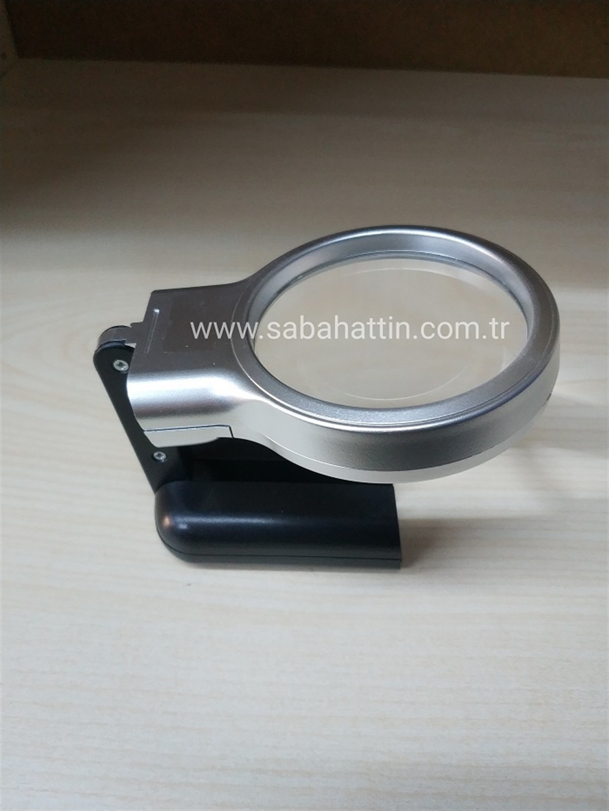 MERCEKLİ EL BÜYÜTEÇİ, IŞIKLI EL BÜYÜTEÇİ, HAND MAGNIFIER WITH LIGHT 