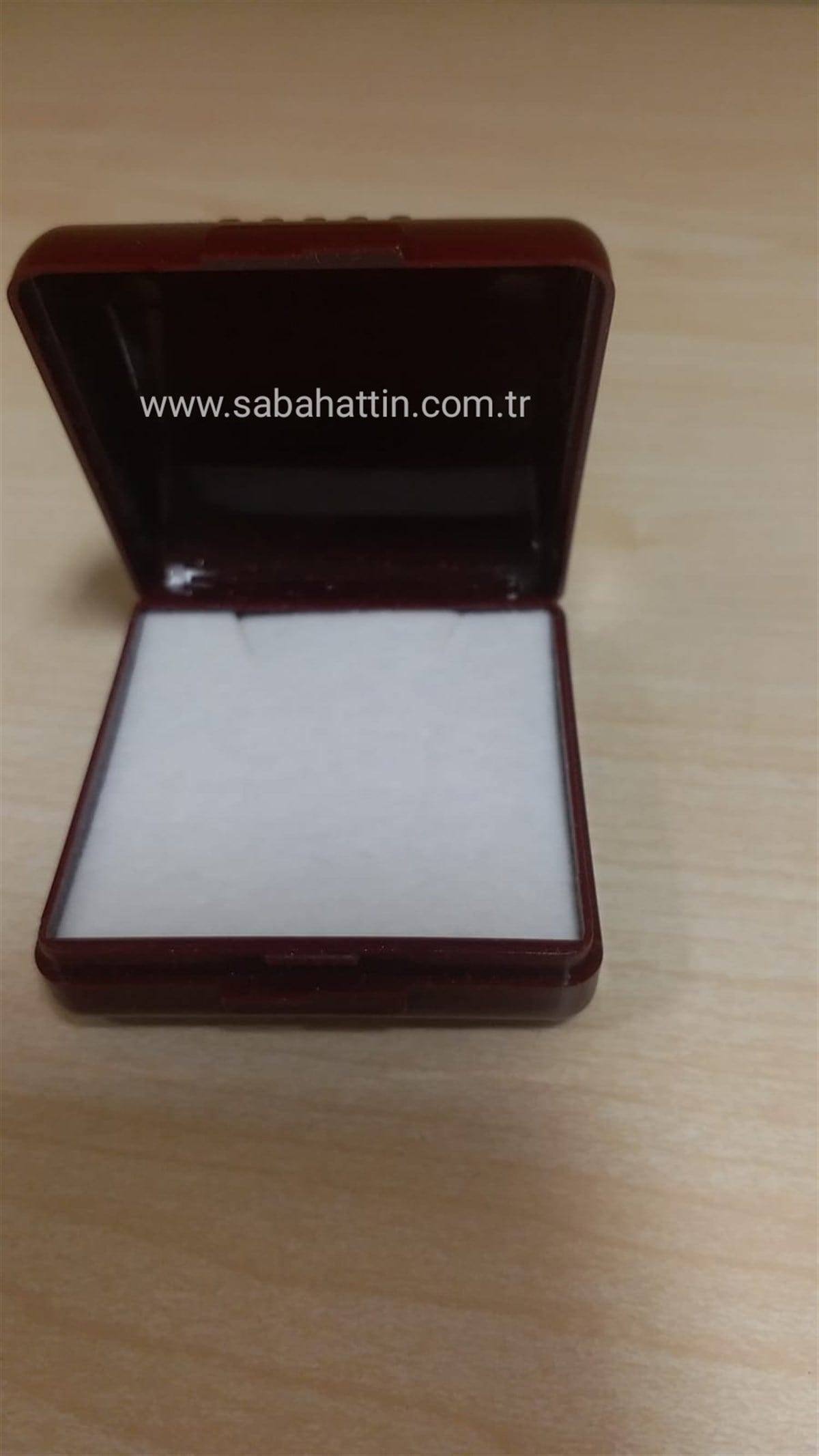 PLASTİK KOLYE , KÜPE KUTUSU, PLASTİC PENDANT AND EARİNG BOX 