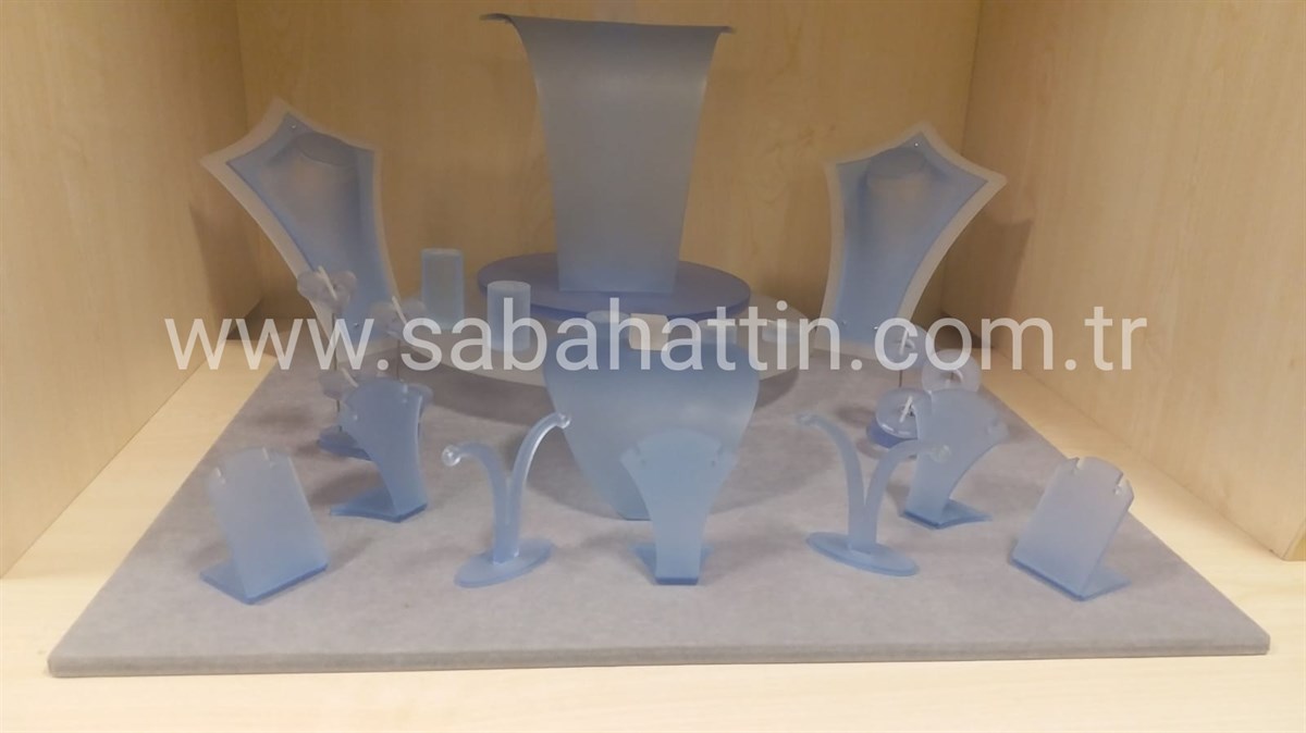 PLEXIGLASS KUYUMCU VİTRİN DEKORLARI, PLEXIGLASS JEWELRY WINDOW DISPLAYS