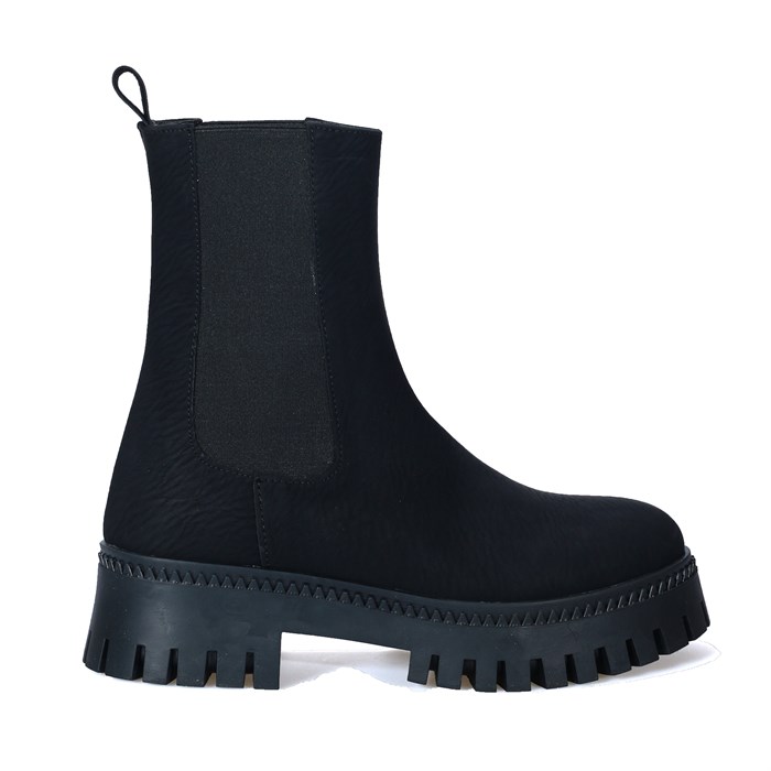 Kadın Siyah Lastikli Kalın Taban Bot