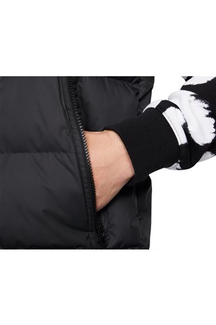 Nike DR9617-010 Storm-FIT Windrunner Yelek Erkek
