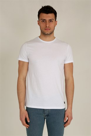 Erkek Basic Slim Fit Bisiklet Yaka Kısa Kollu T-Shirt 21K-3400729-1 Beyaz