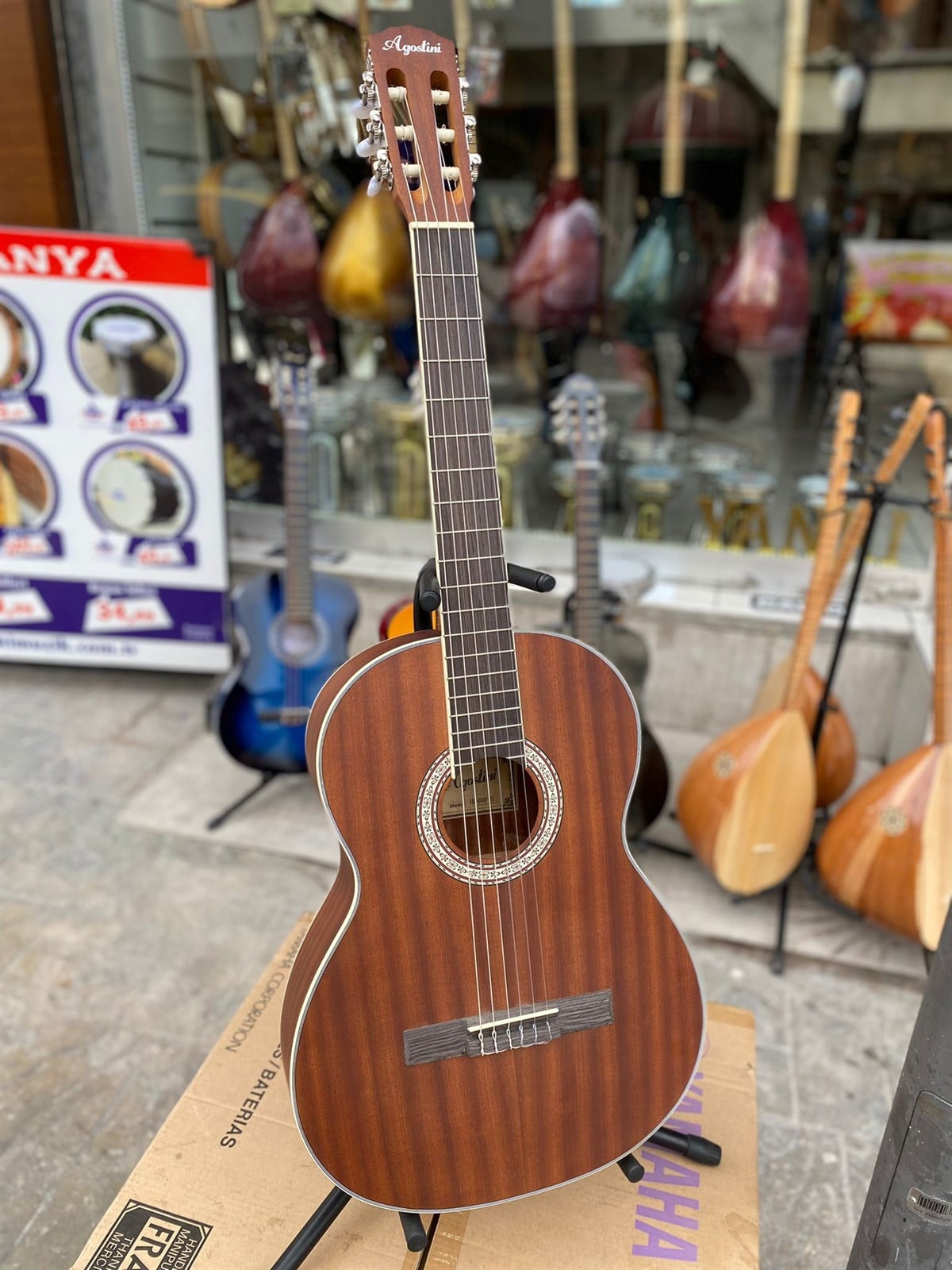 Agostini Klasik Gitar NATUREL ( KILIF + PENA HEDİYELİ )