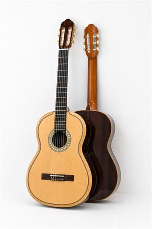 Torres CG70 Profesyonel Klasik Gitar 4/4 Masif Ladin Üst Kapak Sahne & Konser Serisi