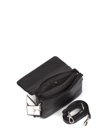 Aka Deri Siyah El ve Omuz Çantası 337 1