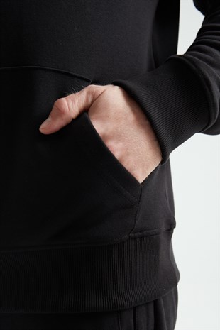 Weweus Siyah Yarım Fermuarlı Sweatshirt 223