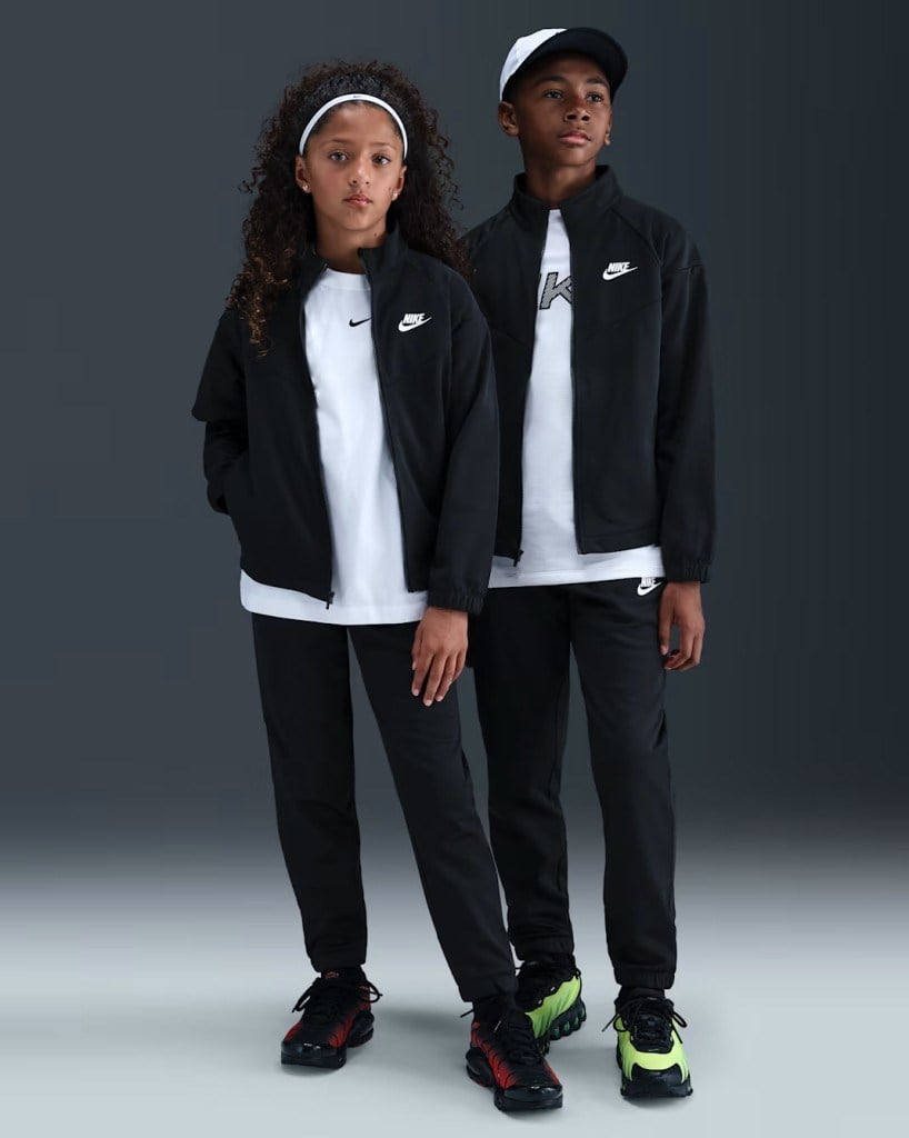Nike HQ9315-010 Sportswear Dri-FIT Genç Çocuk Eşofman Takımı - Siyah