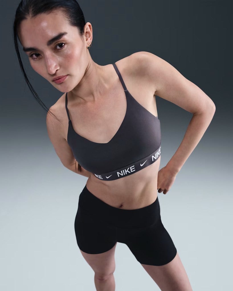 Nike Indy FD1062-036 Hafif Destekli Pedli Ayarlanabilir Kadın Spor Sütyeni - Antrasit