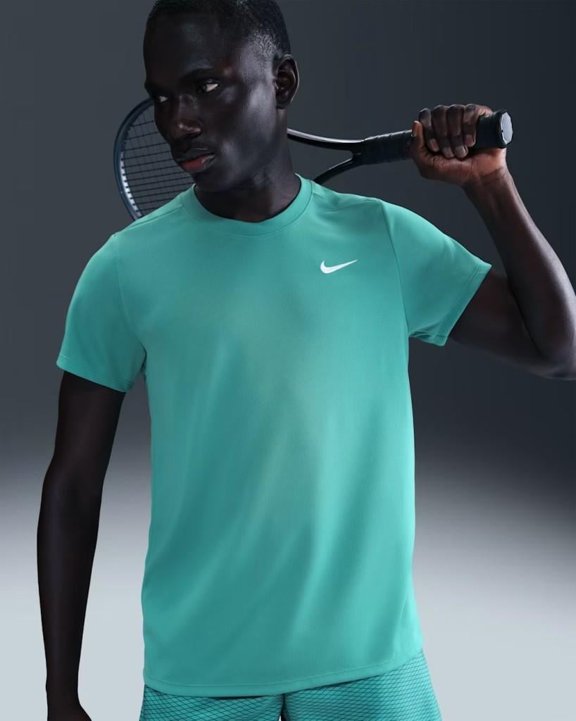 NikeCourt FZ6921-392 Victory Dri-FIT Erkek Tenis Tişört - Su Yeşili