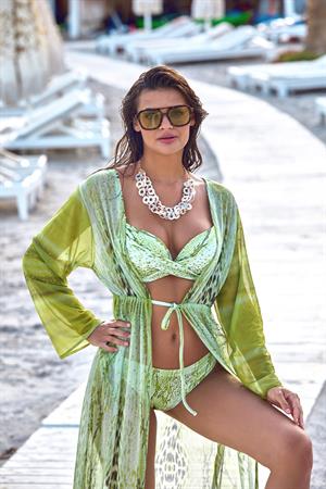 Önü Açık Uzun Kaftan en iyi fiyatlarla Argento'da!