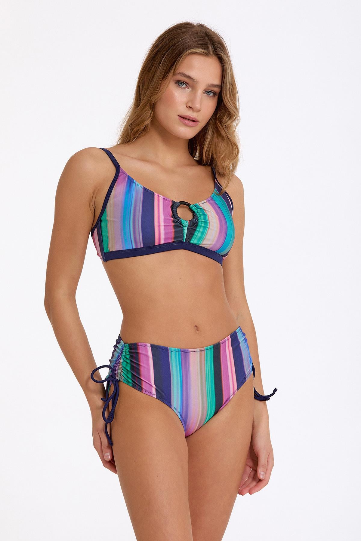 Halka Detaylı Bikini Takımı en iyi fiyatlarla Argento'da!
