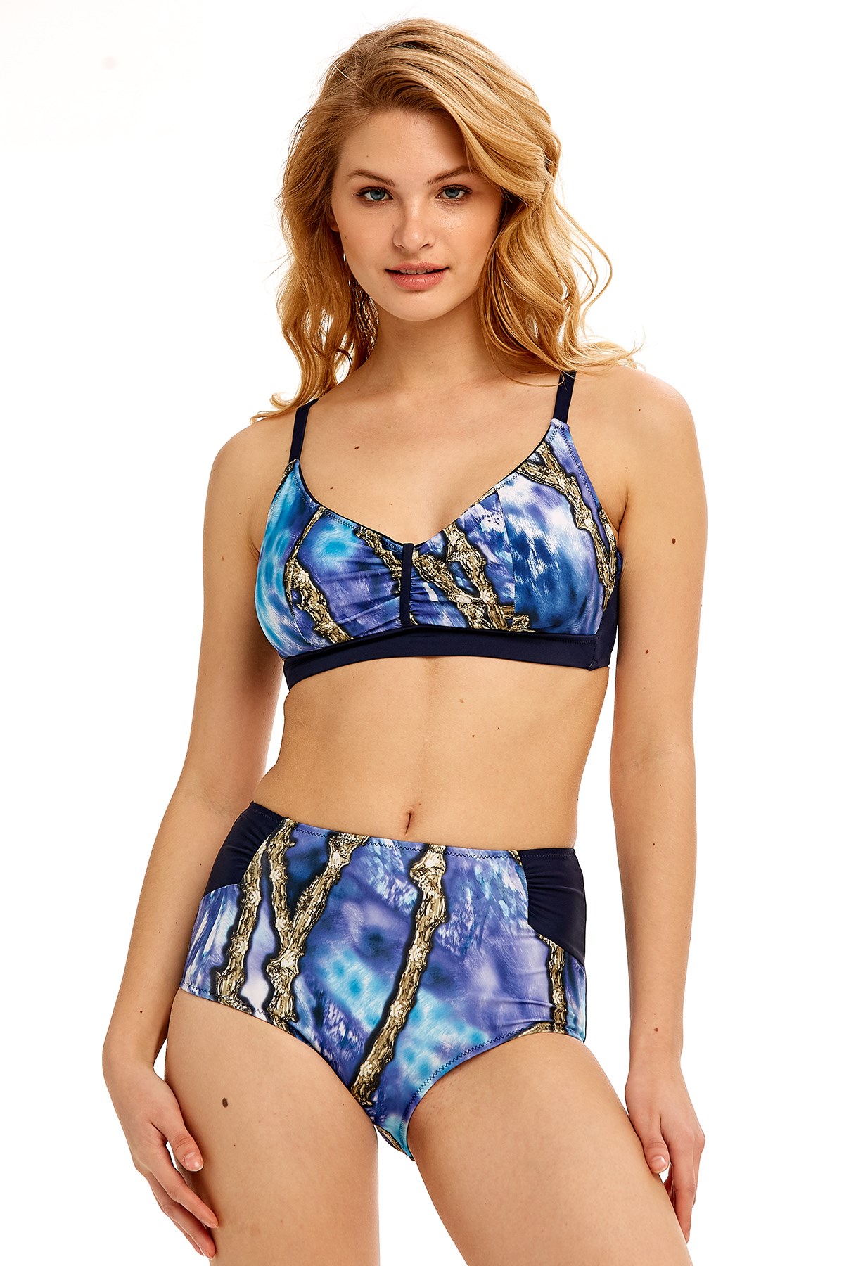 Lacivert Desenli Balenli Bikini Takımı en iyi fiyatlarla Argento'da!