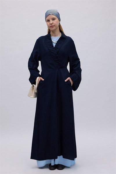 Büzgülü Bant Detaylı Keten Abaya