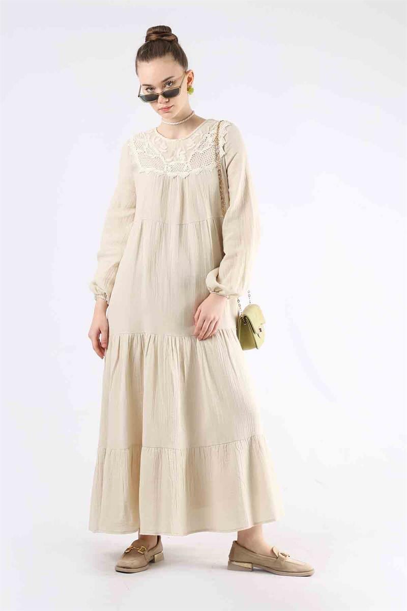 Dantel Yaka Elbise Taş