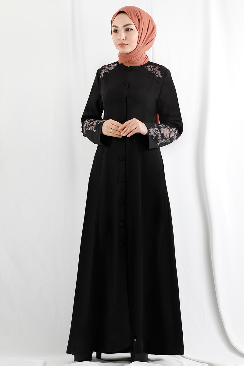 Omuz ve Kolları Nakışlı Siyah Ferace