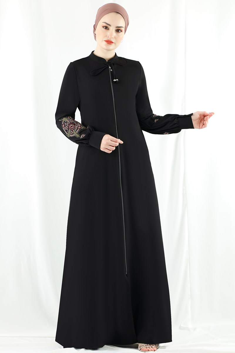 Manşetli Bluzan İşlemeli Kol Detaylı Siyah Ferace