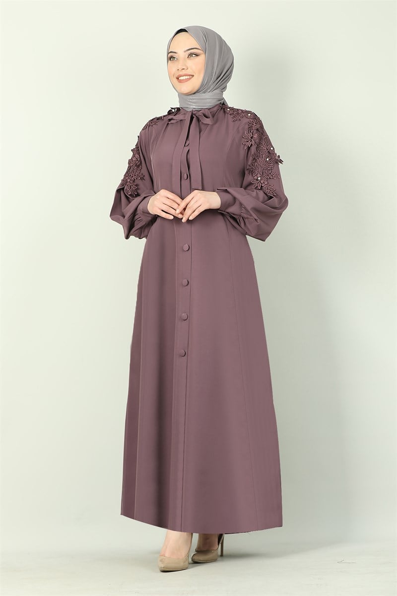 1803 Kolu Dantel Detaylı Önü Düğmeli Ferace Gül Kurusu