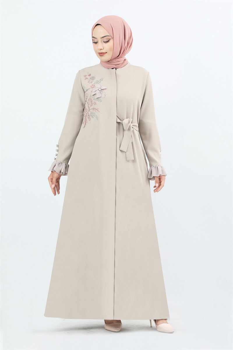 1875 Kolu Düğme Detaylı Büzgülü Ferace Bej