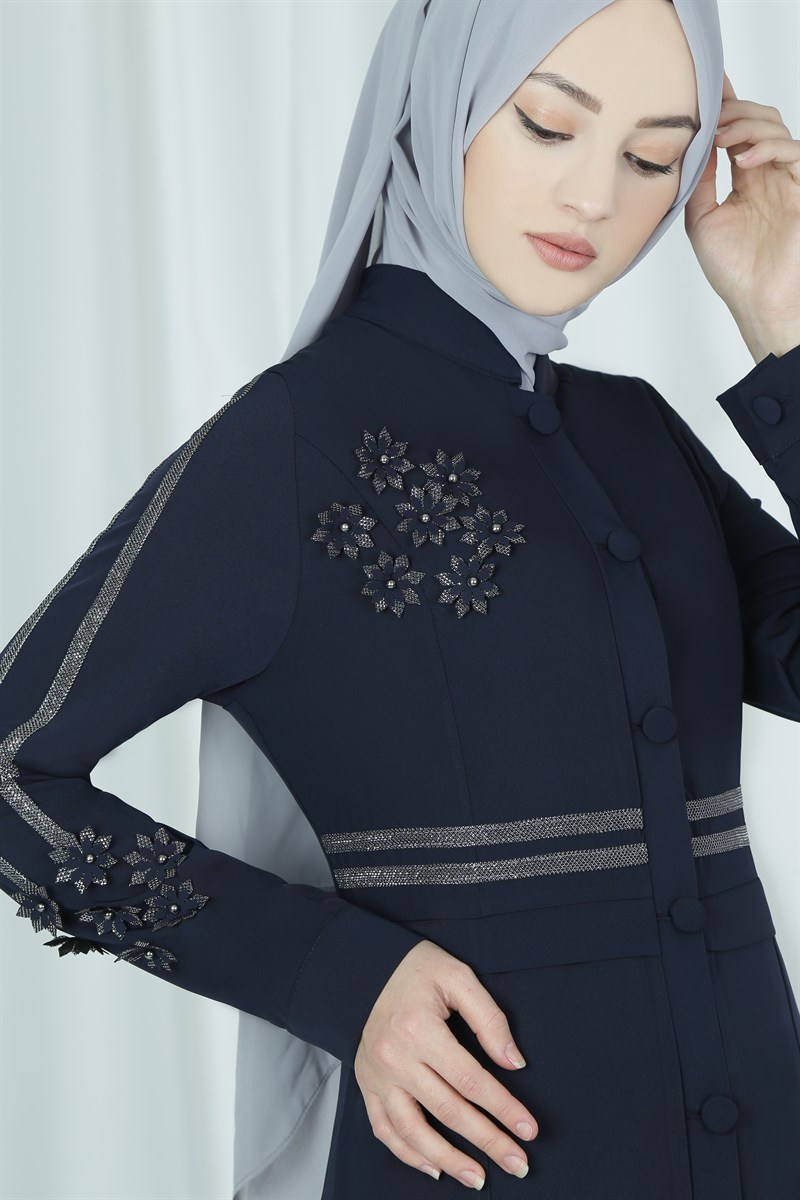 3545 Çiçek Desenli Lacivert Ferace