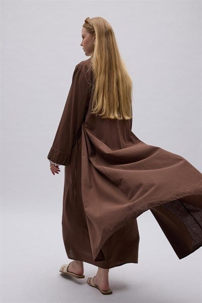 Büzgülü Bant Detaylı Keten Abaya