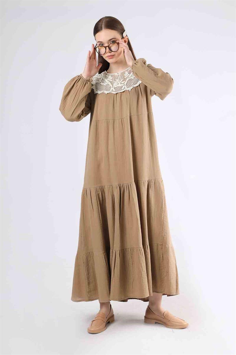 Dantel Yaka Elbise Taba